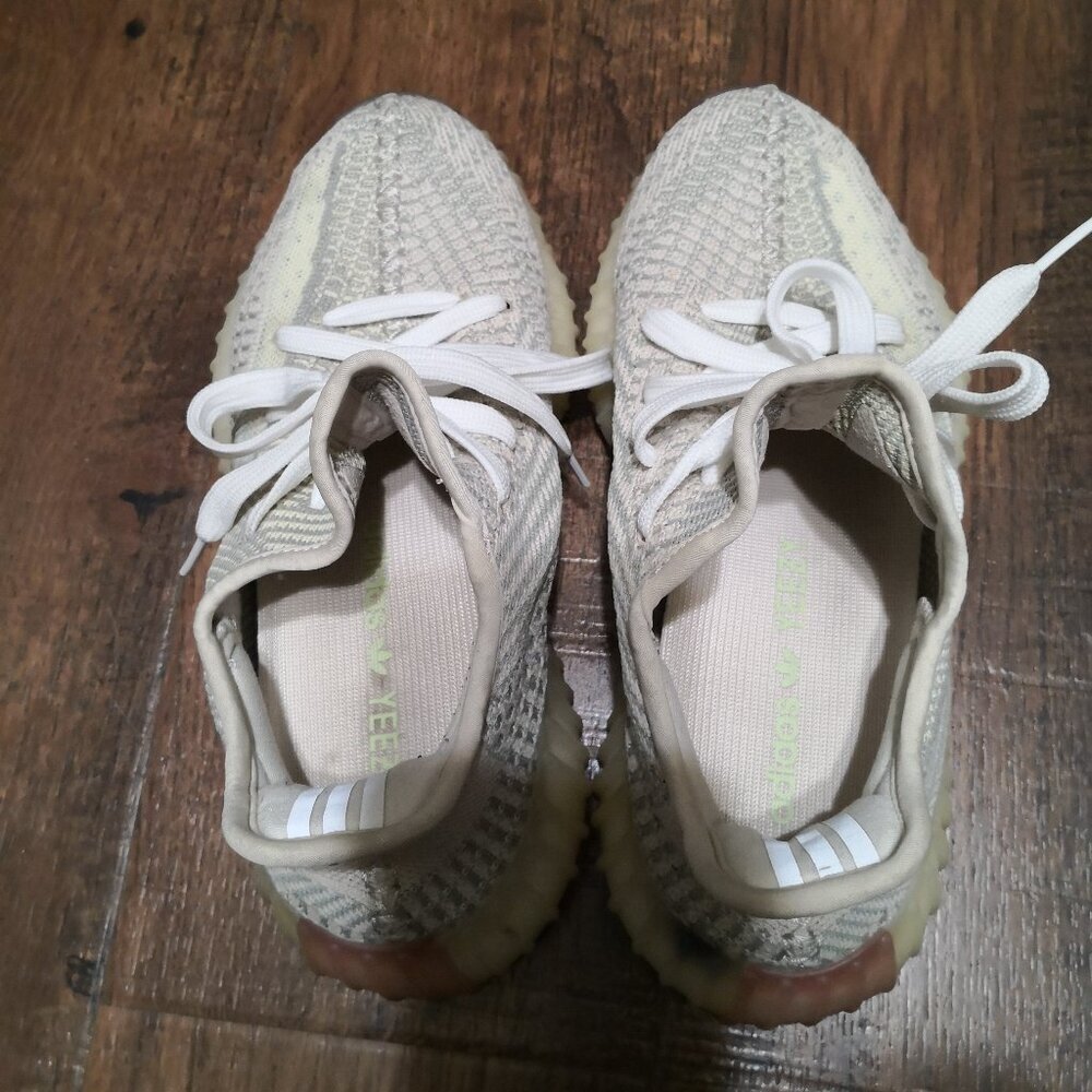 Adidas Yeezy Boost 350 V2 Cream Sneakers Size 5 - Picture 3 of 8